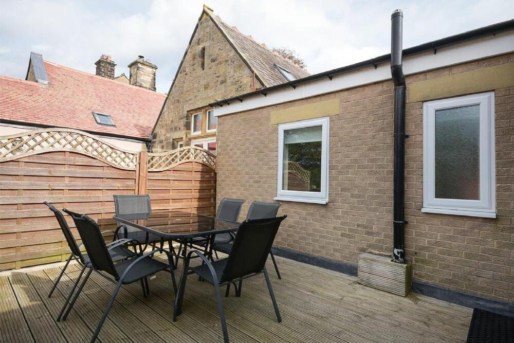 Decked Out Apartment Alnmouth Exterior foto